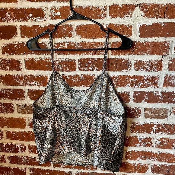 Y2K Leopard print silky camisole - Picture 6 of 6